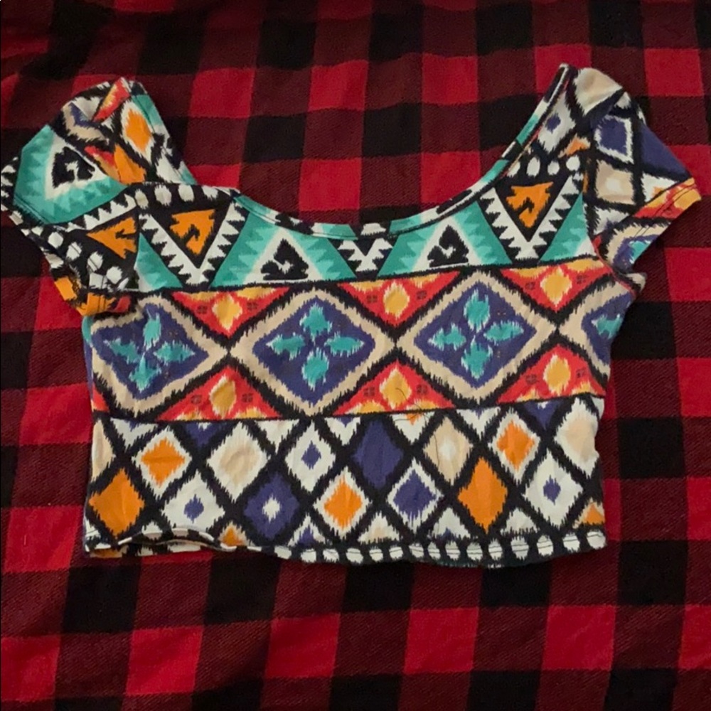 Crop top
